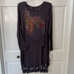 Living Doll high low women’s tee